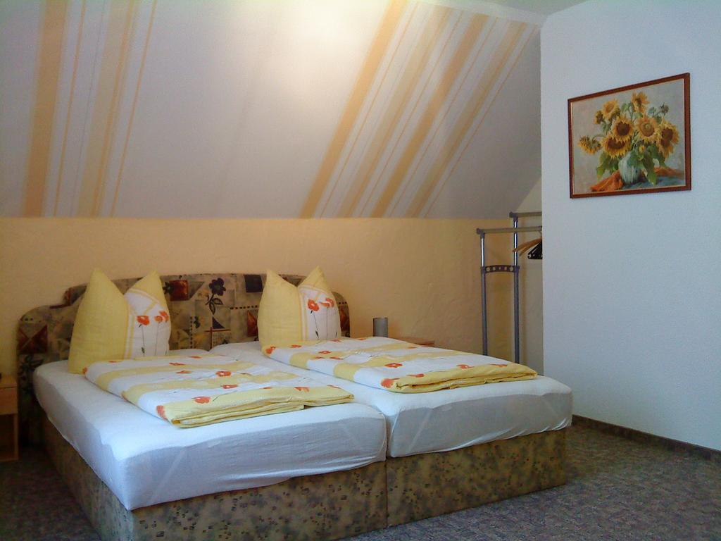 Ferienwohnung Am Storchennest Schmogrow ภายนอก รูปภาพ