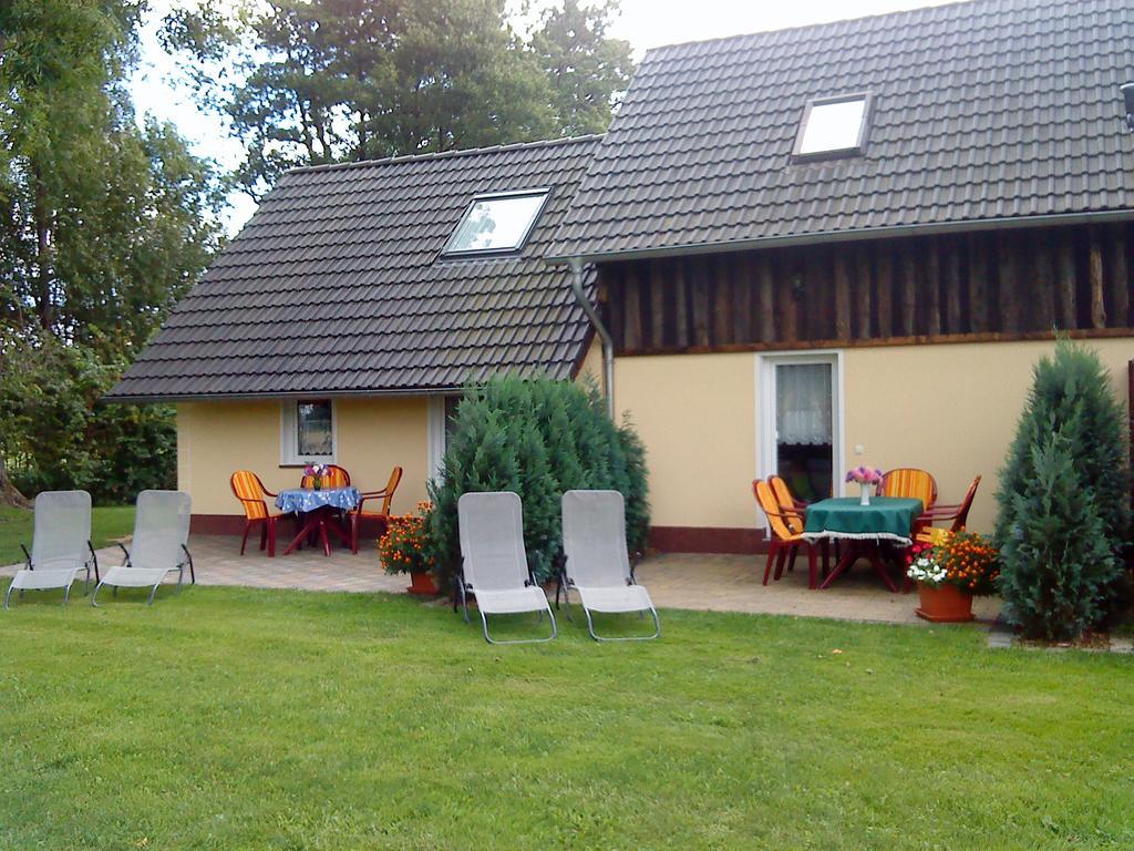 Ferienwohnung Am Storchennest Schmogrow ภายนอก รูปภาพ